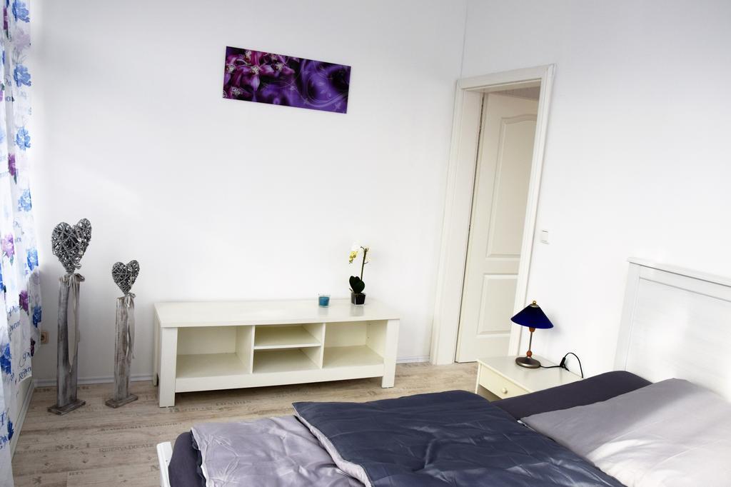 Urlaub Im Wintergarten Rostock-Lichtenhagen-Dorf Apartman Kültér fotó