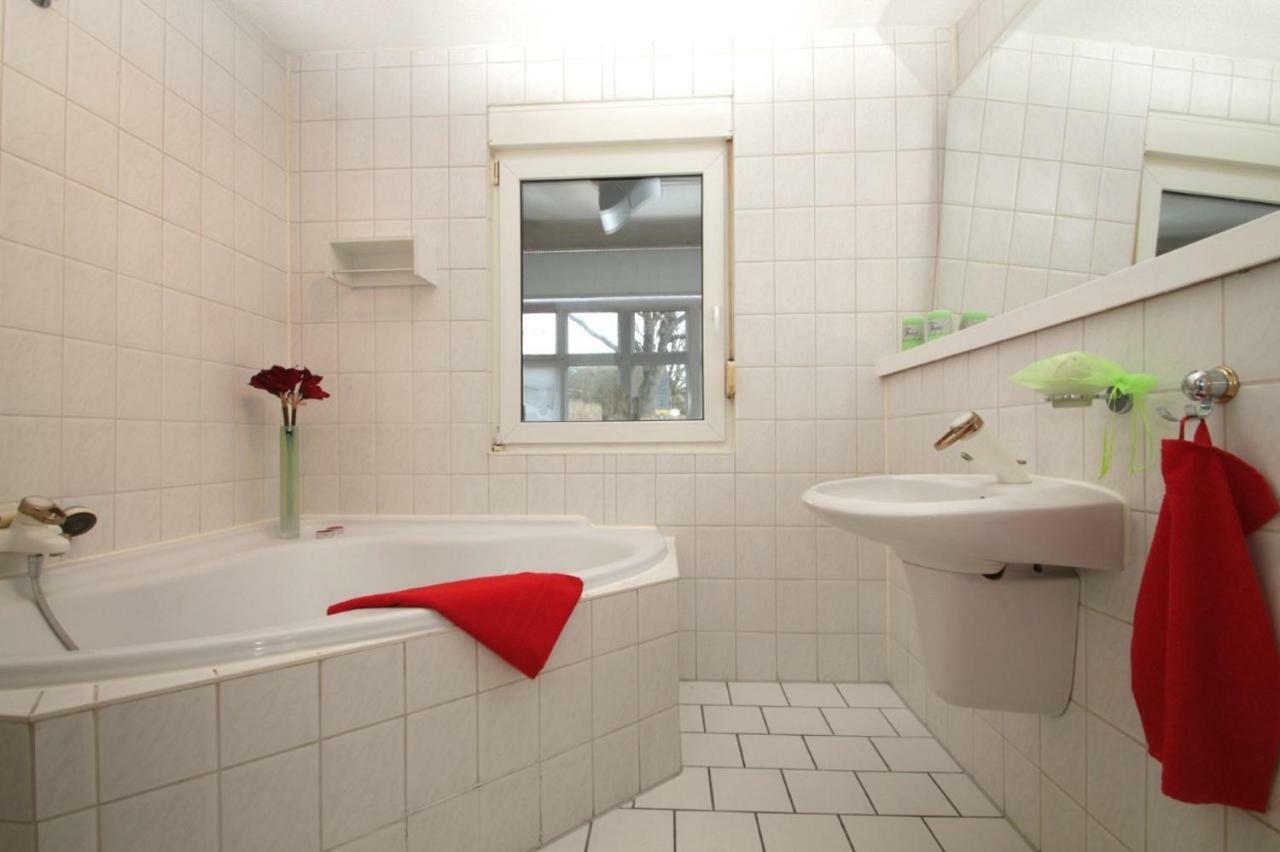 Urlaub Im Wintergarten Rostock-Lichtenhagen-Dorf Apartman Kültér fotó